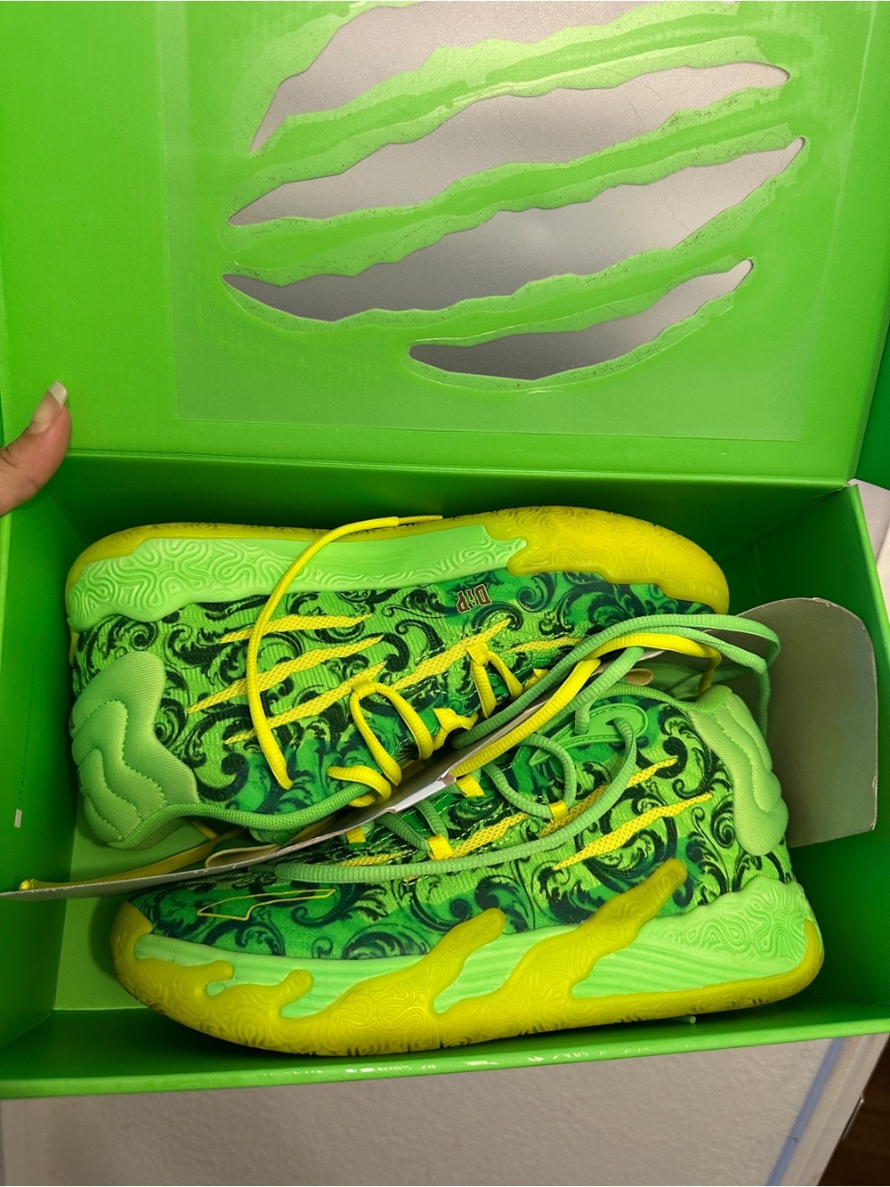Men’s Lamelo La France Neon Green & Yellow Athletic Shoes